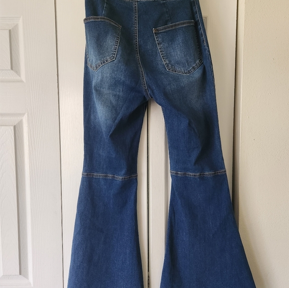 Junior Wax Collection Bell Bottom Jeans - Picture 6 of 14